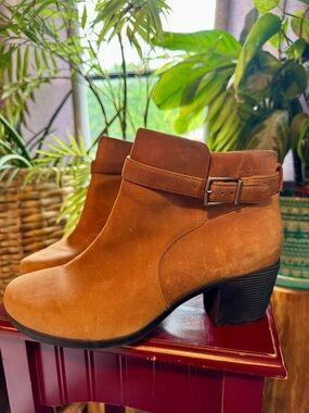 Clarks Un Lindel Lo ankle boots